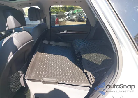 2018 Audi Q5 2.0T Premium/2.0T Tech Premium из США, поврежденный, VIN WA1ANAFY2J2129494